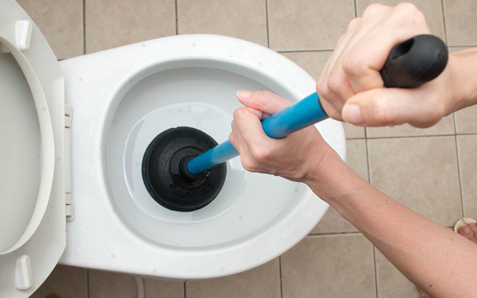 prix plombier wc bouché Paris 18